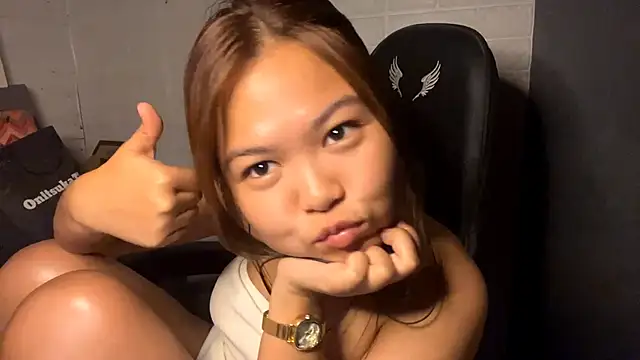 MaryjoTvedt's Live XXX Chat