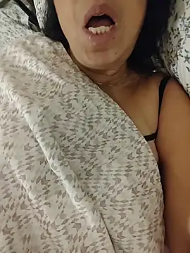 Chatroom XXX en direct de NakedMILFx