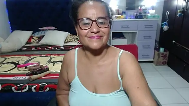 Chatroom XXX en direct de pervert_mommy_