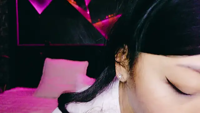 ElyaQuinn 라이브 XXX 채팅