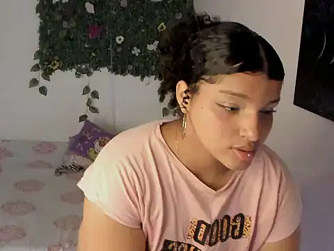 chloe_kissesのライブXXXチャット