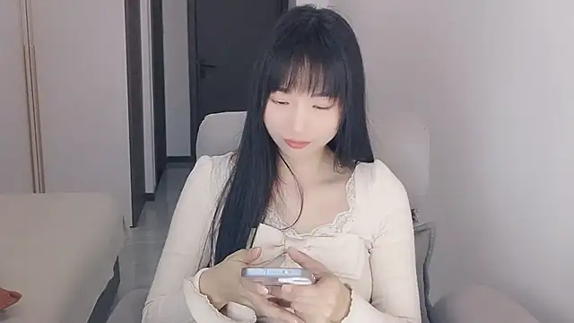 Lisa-3333's Live XXX Chat