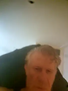 Hardwarelane67's Live XXX Chat