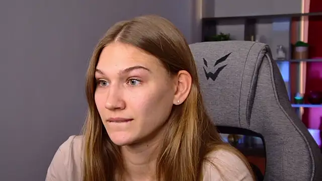 Czat XXX na żywo – Sweet_Emilya