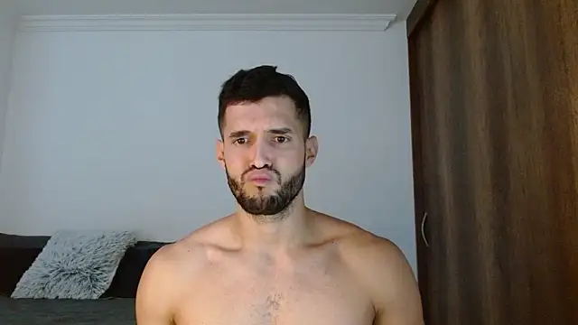 Noah_jhonsonn: онлайн-секс-чат