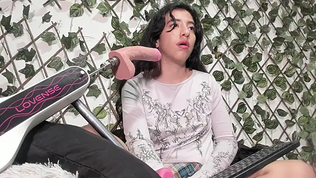 Czat XXX na żywo – LittlePeach_