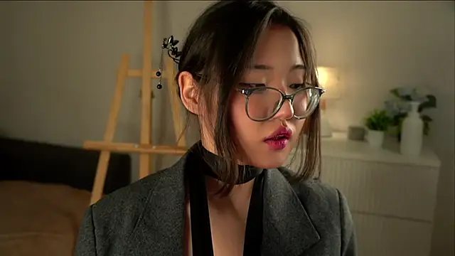 NelleMihalko's Live XXX Chat