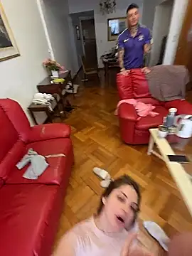 Elnonoykeila77's Live XXX Chat