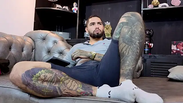 matteosantos 现场XXX聊天