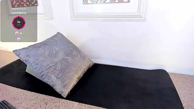 cocoamore élő XXX-chatje