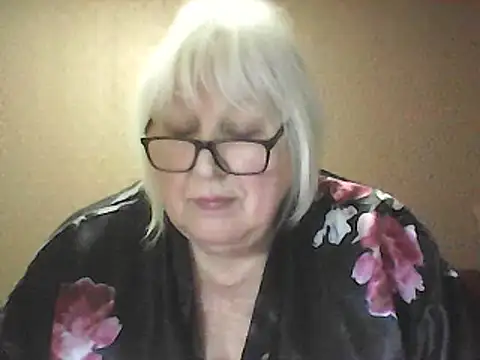 Alexia64231's Webcam Show