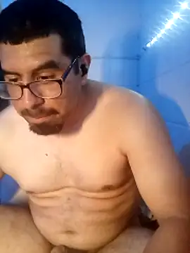 k1oudE Live XXX-Chat