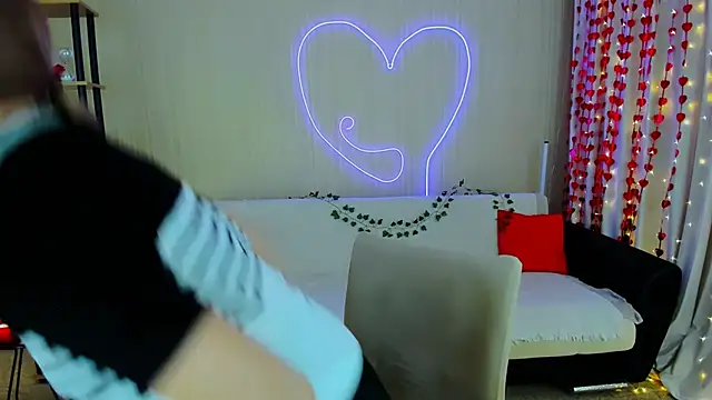 YourUniverser's Live XXX Chat