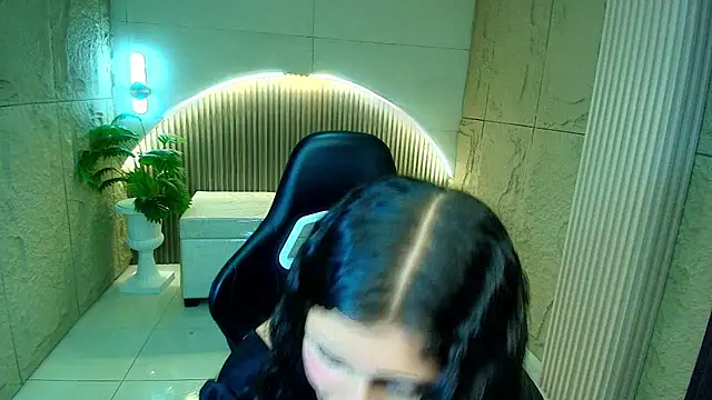 dany_r_ Chat XXX live