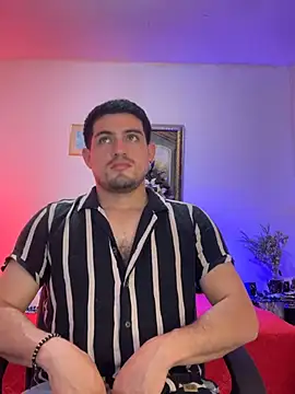 Pokazy przed kamerką – williamsmiiths16