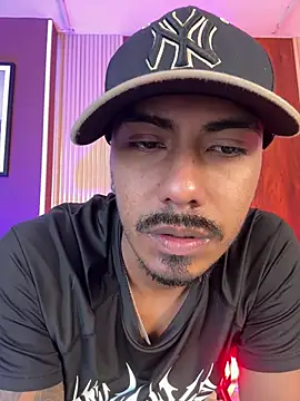 Latinmoster_boss 라이브 XXX 채팅