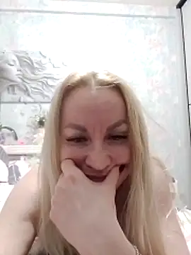 Chat +18 de kira_saning ao vivo