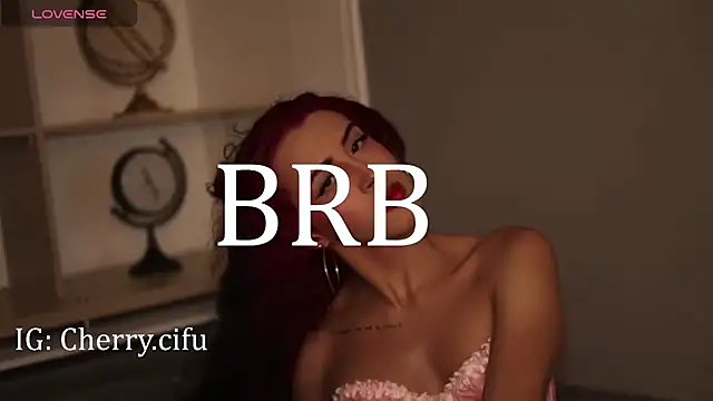 CherrySeraphine1 Show in webcam