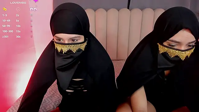 Pokazy przed kamerką – layla_leila01