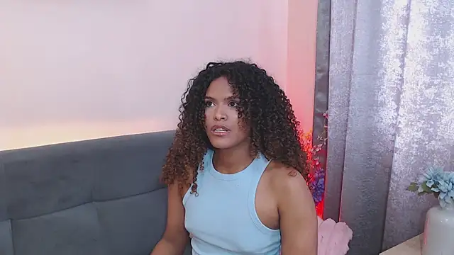 Chat +18 de Amelia_bss ao vivo