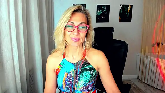 MuseOfStage's Live XXX Chat