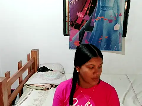 Luna__23 Chat XXX live