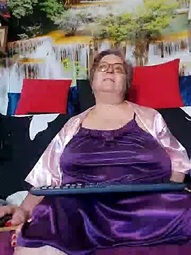 QueenPammy1 élő XXX-chatje