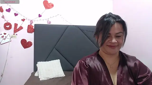 Chat +18 de pamela_echeverria ao vivo