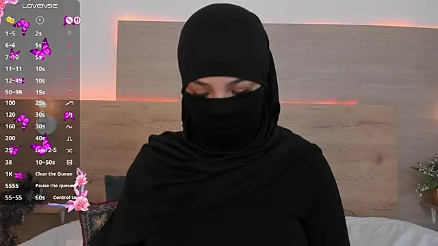 nashi_ra's Live XXX Chat