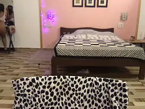 Sembang XXX Secara Langsung raveena_hot