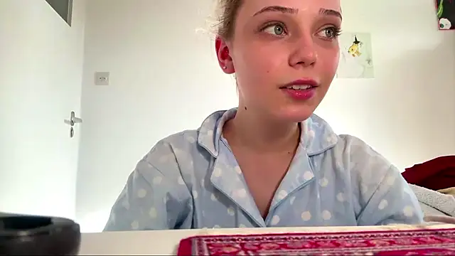 SourMidday Show Webcam