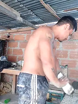 Show modela hoteder na web-kameri