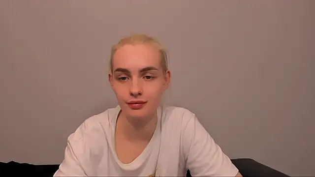 OliviaKisss 现场XXX聊天