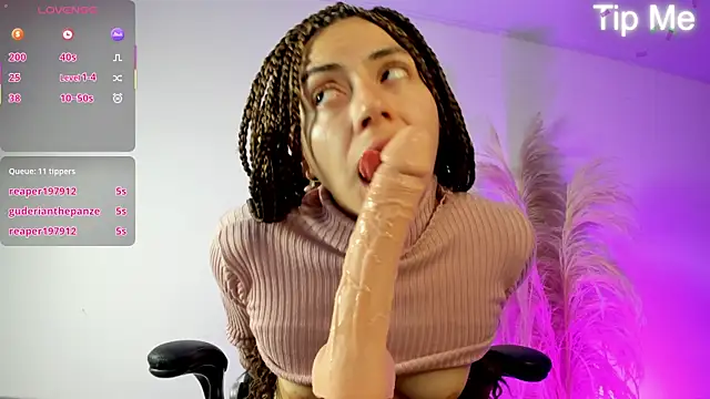 april_dumont: онлайн-секс-чат