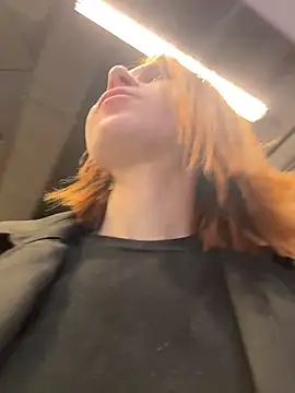 RosieSecret's Live XXX Chat