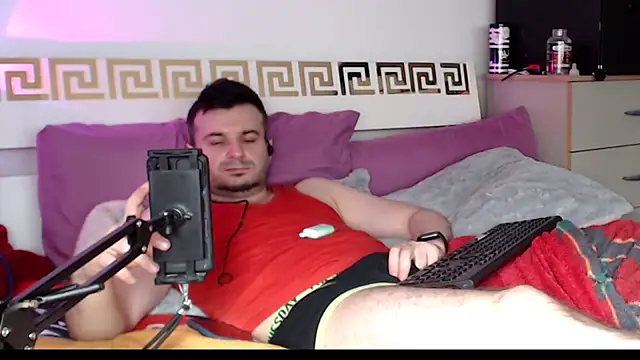 iuligruia69n Webbikameraesitys