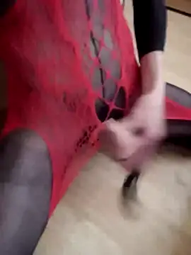 Hornynylonlad87: διαδικτυακό σόου στην κάμερα