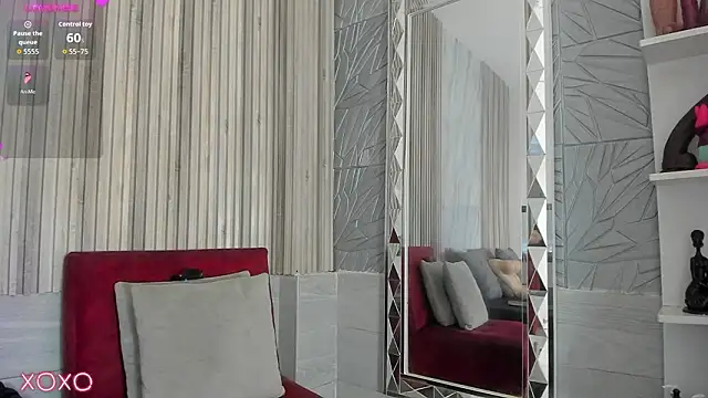 BriannaChelsea Chat XXX in diretta