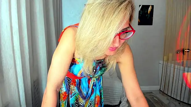 MuseOfStage Chat XXX live