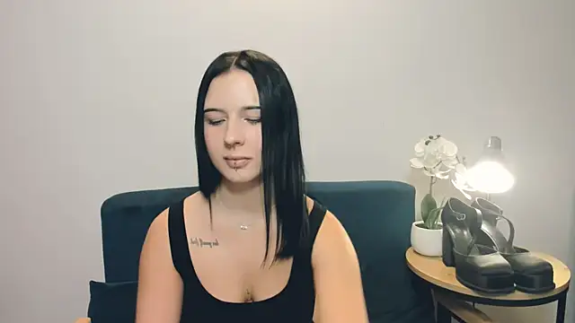 TaliaAdorableのライブXXXチャット