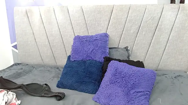 Онлайн чат XXX luna_merie