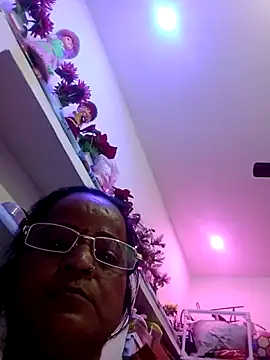 kiiuu_sexe Show in webcam