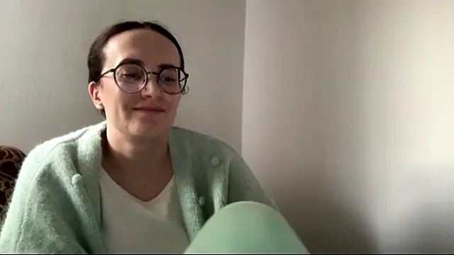 SofiaTease Webcamshow