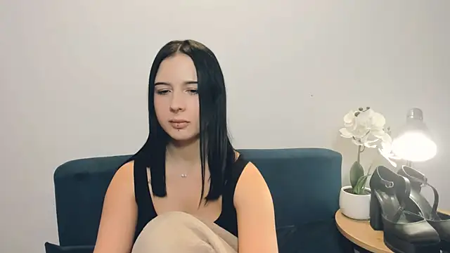 Chat +18 de TaliaAdorable ao vivo