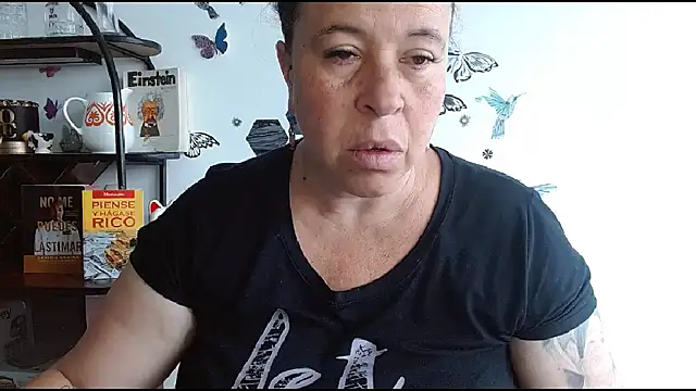 LauraMallioni – Live XXX-chat