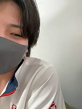 CHROME-kun925のライブXXXチャット