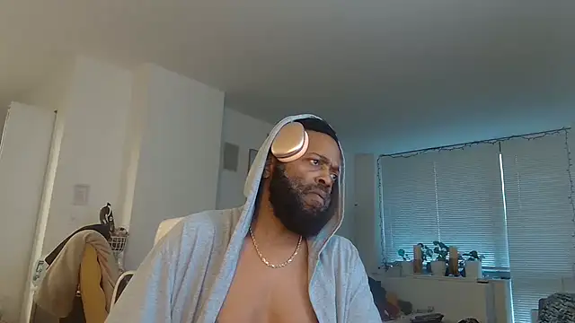 theblacklordmaster: διαδικτυακό σόου στην κάμερα