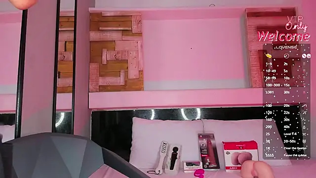 AmberAdams_ live XXX chat