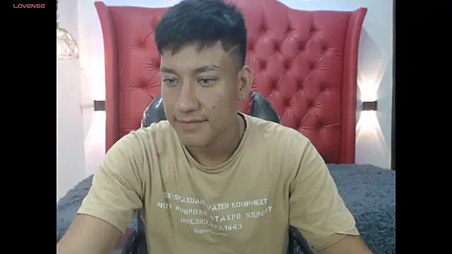 DominantBoy4 webkamerás műsora