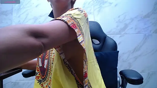 kyra_jeet's Live XXX Chat